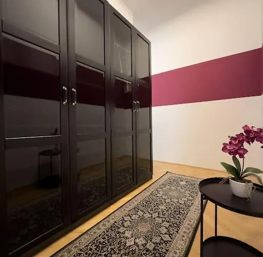 Stylish For 4 Near Museumsquartier Metro U2 & U3 *
